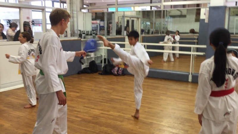 Club Boxe Thaïlandaise enfant- Dojo de Grenelle Paris 15 Centre sportif des  enfants / ados de Paris 15ème – Grenelle